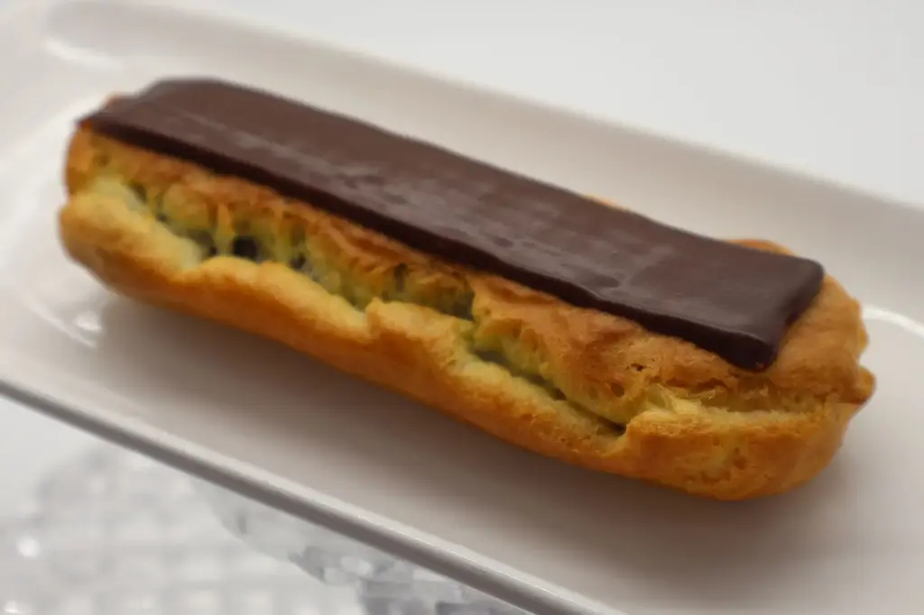 Éclair au Chocolat