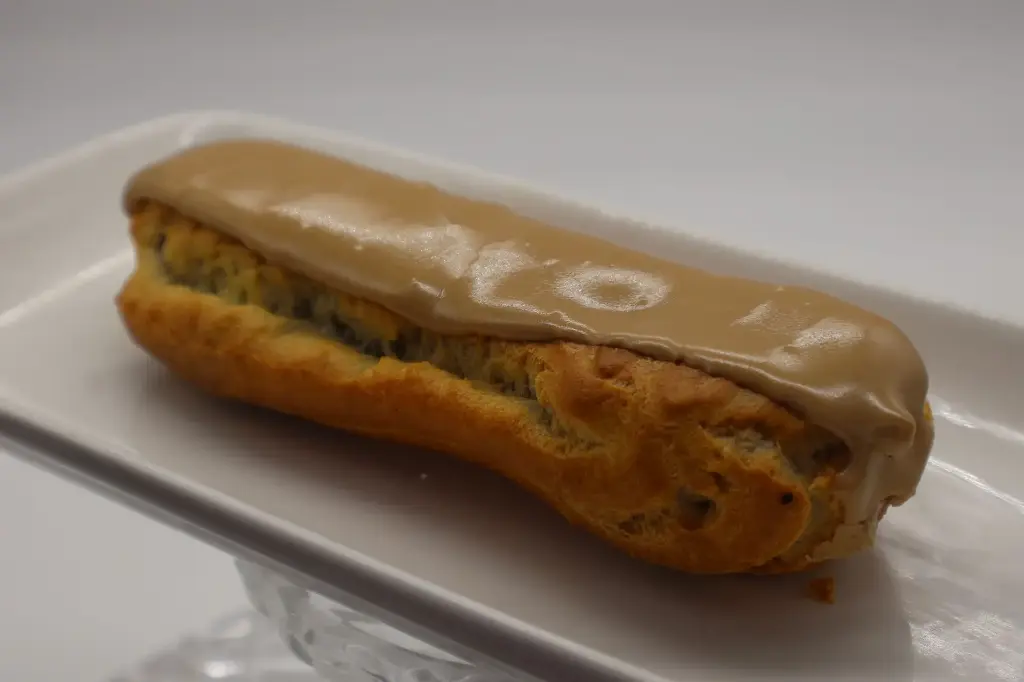 Éclair au Café