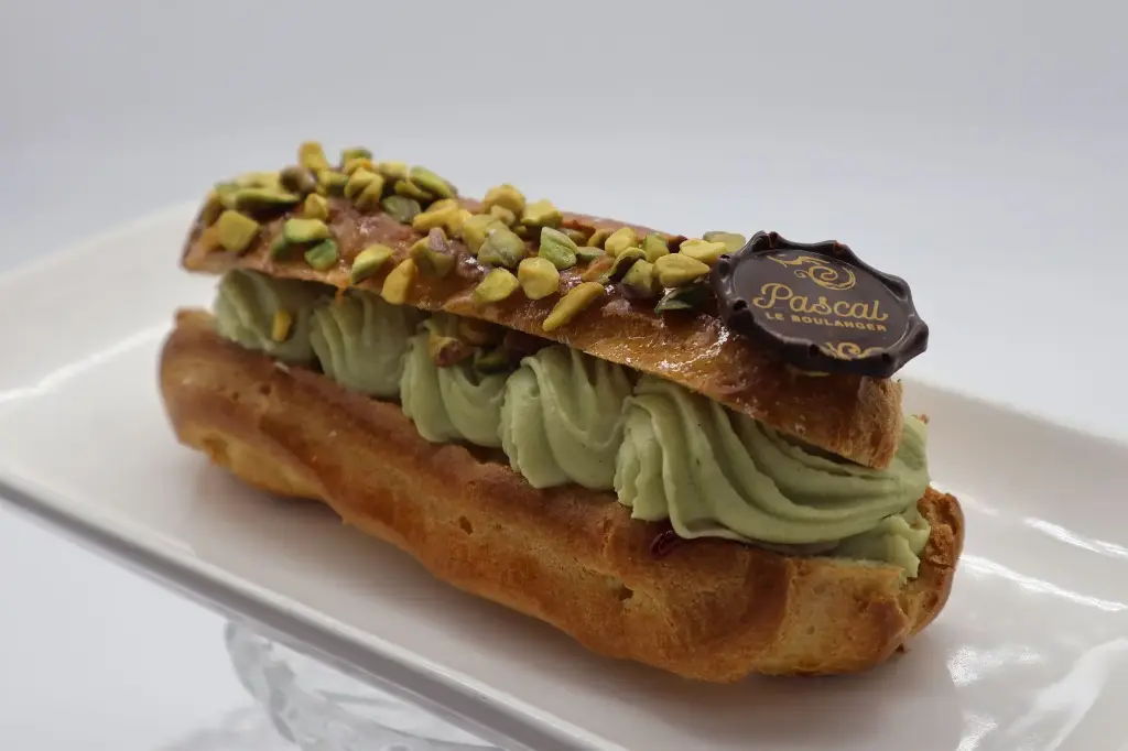 Éclair à la Pistache